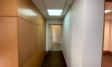 ARRIENDO Oficina habilitada de 3789,93 m2, Metro El Golf