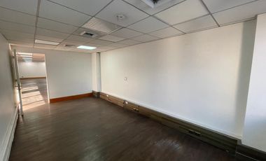 ARRIENDO Oficina habilitada de 3789,93 m2, Metro El Golf