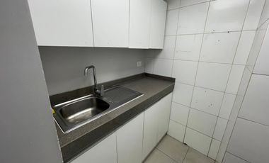 ARRIENDO Oficina habilitada de 3789,93 m2, Metro El Golf
