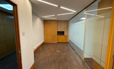 ARRIENDO Oficina habilitada de 3789,93 m2, Metro El Golf