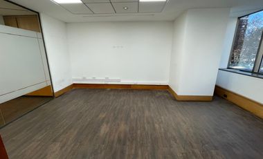 ARRIENDO Oficina habilitada de 3789,93 m2, Metro El Golf