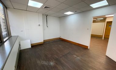 ARRIENDO Oficina habilitada de 3789,93 m2, Metro El Golf