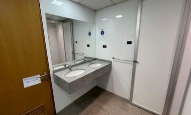 ARRIENDO Oficina habilitada de 3789,93 m2, Metro El Golf