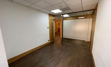 ARRIENDO Oficina habilitada de 3789,93 m2, Metro El Golf
