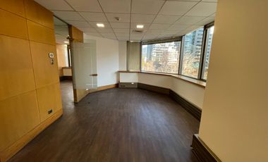 ARRIENDO Oficina habilitada de 3789,93 m2, Metro El Golf