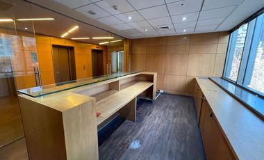 ARRIENDO Oficina habilitada de 3789,93 m2, Metro El Golf