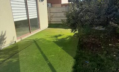 Arriendo de casa en condominio, 3D, 3B, Estacionamiento, Sector Hacienda Las Cruces