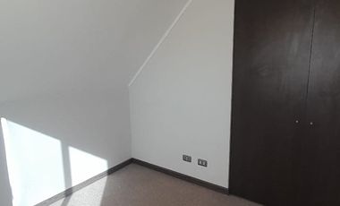Arriendo de casa en condominio, 3D, 3B, Estacionamiento, Sector Hacienda Las Cruces