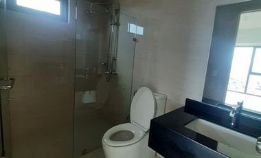 Rush Sale - Spacious Unit with Full glass window overlooking city view for sale in Callisto Tower 1