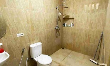 Rumah Mewah Modern Cantik Tepi Jalan Utama Turun Harga (Iy)