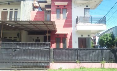 rumah terawat siap huni 2 lantai buah batu regency bandung