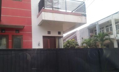 rumah terawat siap huni 2 lantai buah batu regency bandung