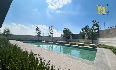 Casa de 3 Niveles en Ziré, Querétaro