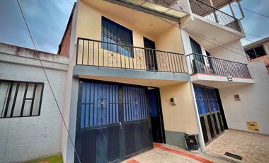 CASA EN VENTA SECTOR VILLA SANDRA BIFAMILIAR AVENDAÑO  FUSAGASUGA