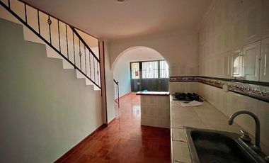 CASA EN VENTA SECTOR VILLA SANDRA BIFAMILIAR AVENDAÑO  FUSAGASUGA