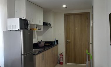 🔥 FOR RENT: FULLY FURNISHED 2-BEDROOM WITH BALCONY @ FIELD RESIDENCES, PARAÑAQUE 🔥