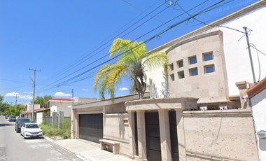 PASEO DE LAS LOMAS NO.672, RESIDENCIAL SAN PATRICIO, SALTILLO, COAHUILA. Bonita casa en venta, EXCELENTE OPORTUNIDAD de formar un patrimonio