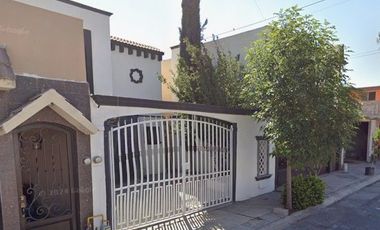 PROL. AV HERCULES NO.938, PORTAL DEL PEDREGAL, SALTILLO, COAHUILA.  Bonita casa en venta, EXCELENTE OPORTUNIDAD de formar un patrimonio