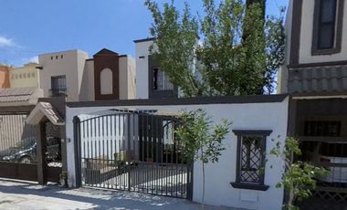 PROL. AV HERCULES NO.938, PORTAL DEL PEDREGAL, SALTILLO, COAHUILA.  Bonita casa en venta, EXCELENTE OPORTUNIDAD de formar un patrimonio