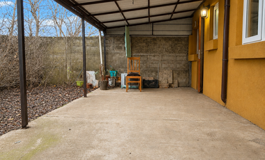 VENDE ACOGEDORA CASA 3 DORMITORIOS FUNDO EL CARMEN