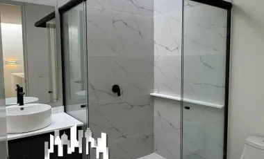 CASA EN VENTA EN VALLE IMPERIAL COTO ALMENDRO/ 4 REC