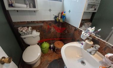 Hermosa Casa Tres Pisos, 4 Dormitorios, 4 Baños, Calle Septimo de Linea, Villa Los Altos de Quilicura.