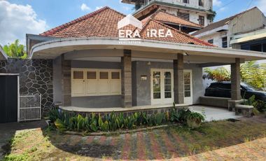 RUMAH DISEWAKAN DI SOLO DEKAT PASAR GEDE
