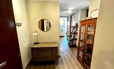 Hermoso y amplio departamento frente a Plaza Las Lilas
