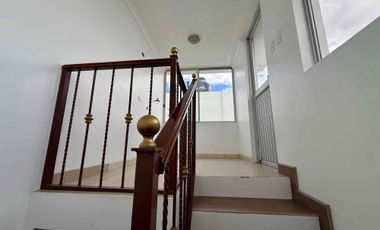 🏡 Casa en Venta en Ibarra – Sector El Retorno, dentro de Conjunto Privado