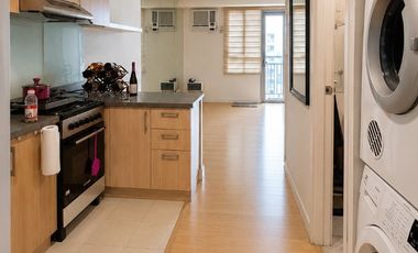 GOOD DEAL!  1-Bedroom Unit facing Amenities for SALE at The Grove by Rockwell, Pasig City