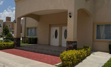 Casa Totalmente Amueblada en Renta – Privada Viñedos, Pachuca