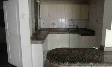 Alquiler casa de una planta de 4 Dormitorios con garaje para 3 carros