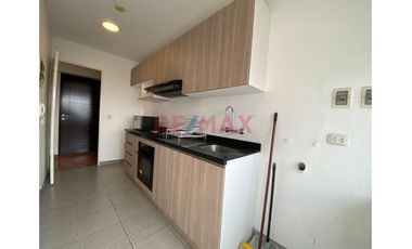 Se Alquila Departamento De 74 M2 , En Condominio Nuevo Cercado
