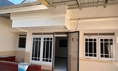 Rumah disewakan di Pondok Tjandra Indah, Tambak Rejo, Waru, Sidoarjo, Jawa Timur