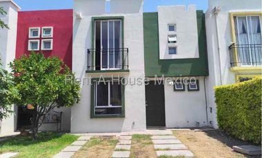 CASA EN VENTA EN PIE DE LA CUESTA