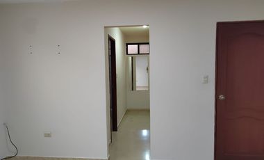 Casa de alquiler en la Urbanización Villa Club, ave Leòn Febres Cordero.