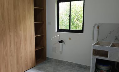 SE VENDE CASA CAMPESTRE EN MONTENEGRO MODERNA