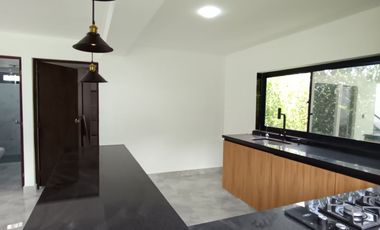 SE VENDE CASA CAMPESTRE EN MONTENEGRO MODERNA