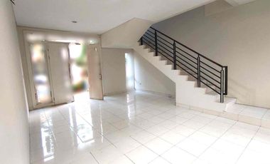 Palm @ Summarecon Bekasi JUAL CEPAT HRG BU tipe lebar 8 premium Siap Huni Dekat Pool