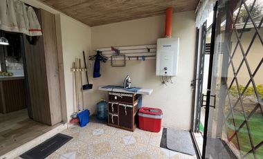 En venta casa en Azogues, en Charasol