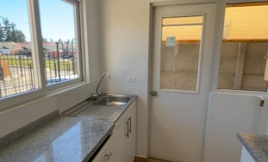 arrendamos casa de dos pisos 3D2B1E en Placilla-Curauma, Valparaiso