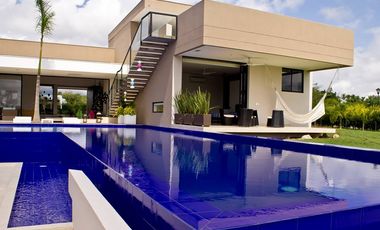 ALQUILER DE FINCA EN YOPAL CASANARE FINCA LA ESMERALDA RESERVAS AL3017985156 LLAMANOS. YA