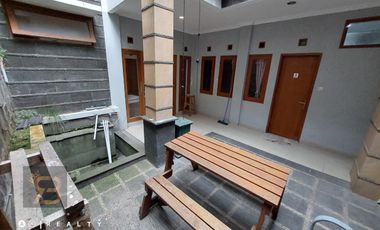 RUMAH BAGUS DI SAYAP DAGO COBLONG BANDUNG 4 Kamar Tidur, 5 Kamar Mandi, Harga Rp2,8 Miliar Nego