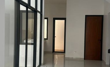 Rumah 2 LT 4 KT 3 KM lb/lt 100/78 4 Km MRT Lebak bulus Cirendeu Ciputat