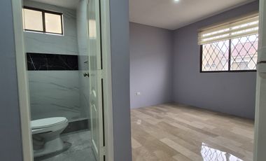 Casa en Vía a la Costa con 180 m2 de terreno y 3 dormitorios en alquiler