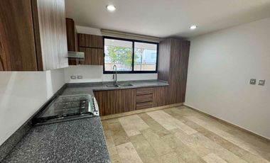 Casa en Renta cerca de Chedrahui selecto y club deportivo Omada