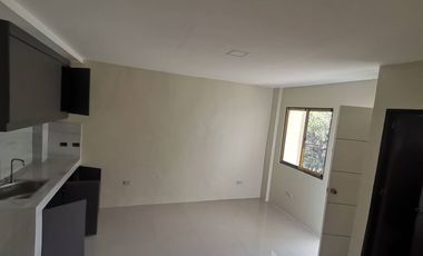 For Sale! Brandnew Townhouse with 2 Car Park in Santa Mesa near Pureza -AJCM