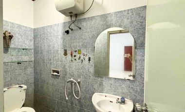 DISEWA RUMAH MURAH SEMI FURNISHED SIAP HUNI HANYA Rp50 JUTA/TAHUN NEGO!