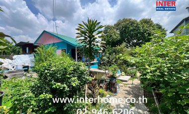 Land + 1-story house, 50 sq.wa. Land and house located on Soi Charansanitwong 25, แยก 5, near Sirindhorn Botanical Garden, Charansanitwong Road, Bangk