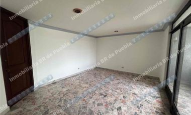 CASA EN RENTA solo uso  COMERCIAL Ideal para:
• Oficinas corporativas
• Consultorios médicos, psicológicos o nutricionales
• Academia de idiomas, música o regularización
• Centro de capacitación
• Despachos jurídicos, contables o administrativos